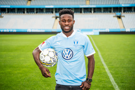 Malmö FF presenterar Kingsley Sarfo som ny spelare i Malmö FF