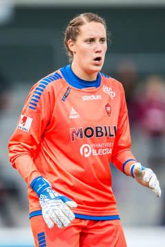LB07s målvakt Emma Lind