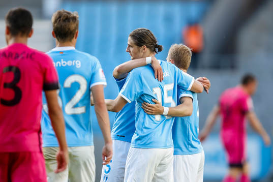 Malmö FFs Pawel Cibicki jublar efter 1-0