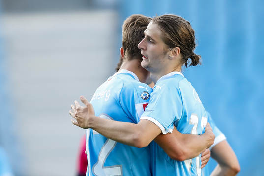 Malmö FFs Pawel Cibicki jublar efter 1-0