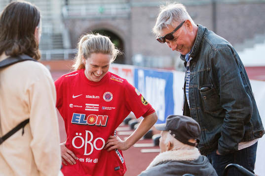 Örebros Lisa Dahlkvist med pappa Sven 