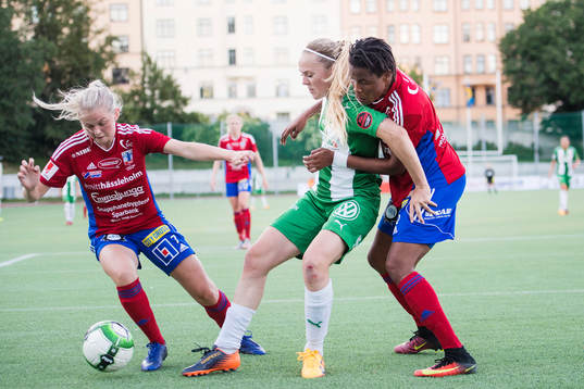 Vittsjös Amanda Persson och Osinachi Marvis Ohale mot