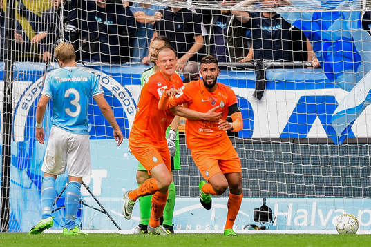 AFC Eskilstunas Omar Eddahri jublar