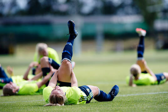 Spelare stretchar