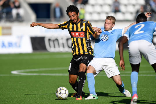 Häckens Daleho Irandust och Malmö FFs Oscar Lewicki
