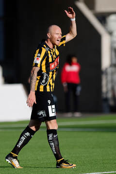 Häckens Alexander Farnerud reagerar