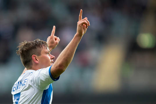 IFK Göteborgs Mads Albaek jublar efter 1-0
