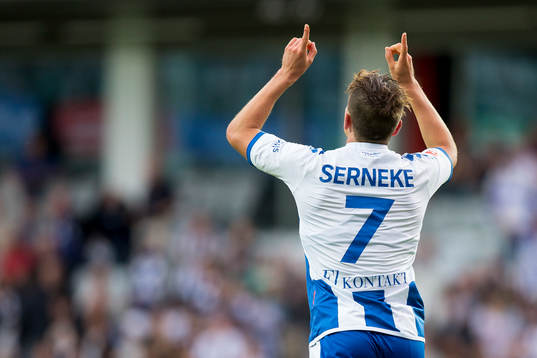 IFK Göteborgs Mads Albaek jublar efter 1-0