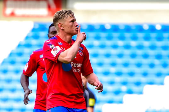 Helsingborgs Lasse Rise jublar