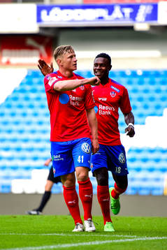 Helsingborgs Lasse Rise jublar