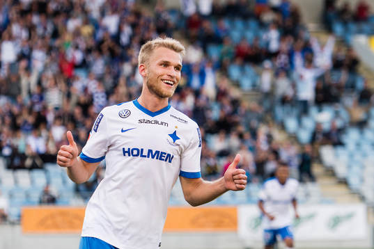 Norrköpings Sebastian Andersson gör 1-0 och jublar