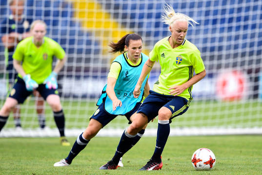 Jessica Samuelsson och Caroline Seger
