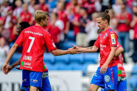 Helsingborgs Jesper Lange jublar efter 1-0