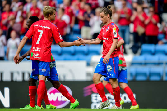 Helsingborgs Jesper Lange jublar efter 1-0