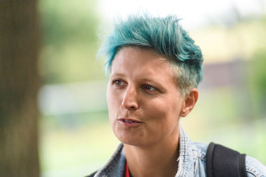 Lisa Ek, expertkommentator SVT, blir intervjuad