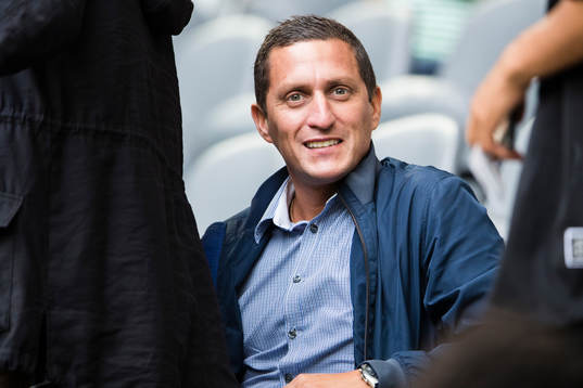 Carlos Banda på läktaren