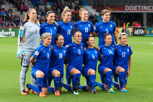 Italiens startelva i matchen mellan Sverige och Italien
