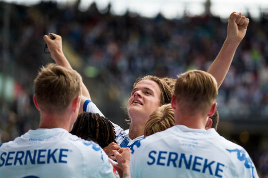 IFK Göteborgs August Erlingmark jublar efter sitt 4-1 mål