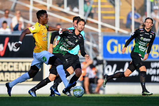 Falkenbergs Dominic Chatto och Varbergs Peter Nyström