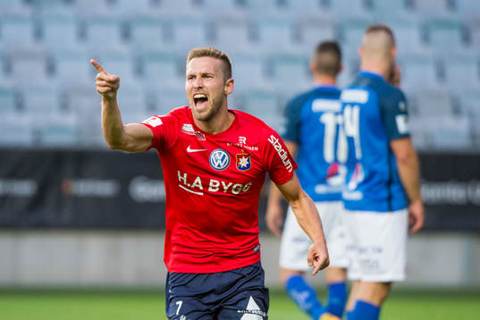 Örgrytes Daniel Sliper jublar