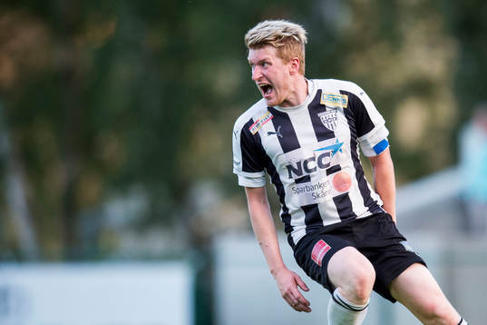 Kågeröds Alexander Bengtsson reagerar
