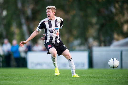 Kågeröds Alexander Bengtsson reagerar