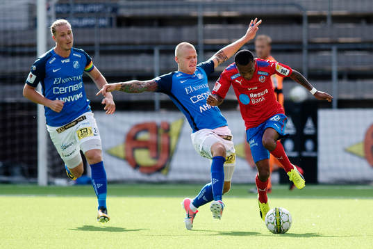 Norrbys Jesper Brandt och Helsingborgs Bradley Surprise