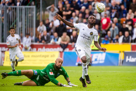 s Chinedu Ogbuke Obasi gör 0-3