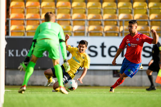 Elfsborgs Eduart Iljazi och Helsingborgs Adham El Youssef