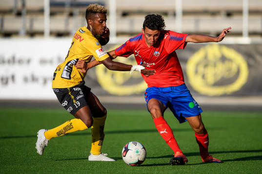 Helsingborgs Adham El Youssef och Elfsborgs Nattnael Zerai