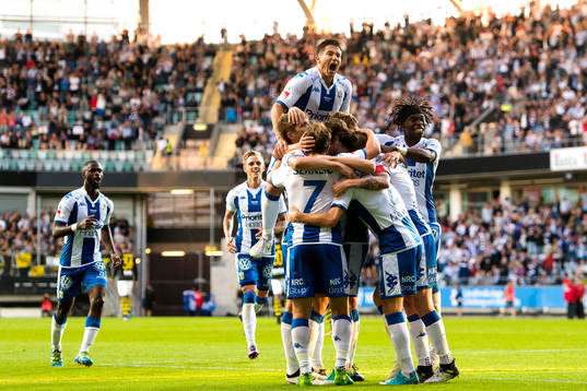 IFK Göteborgs David Boo Wiklander jublar högst