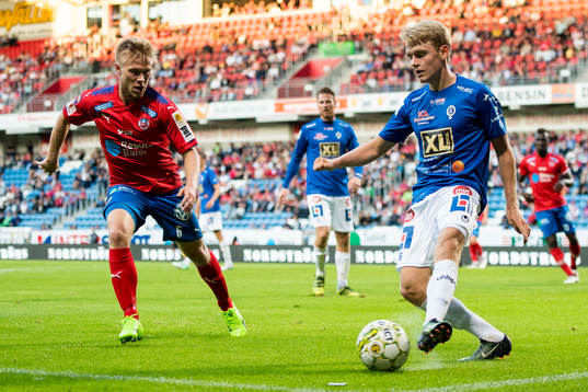 Helsingborgs Andreas Landgren och Åtvidabergs Simon Marklund
