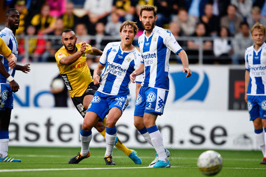 IFK Göteborgs Thomas Rogne och Elfsborgs Issam Jebali
