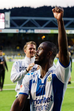 IFK Göteborgs Vajebah Sakor jublar