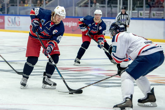 Team Zuccarellos Carl Hagelin