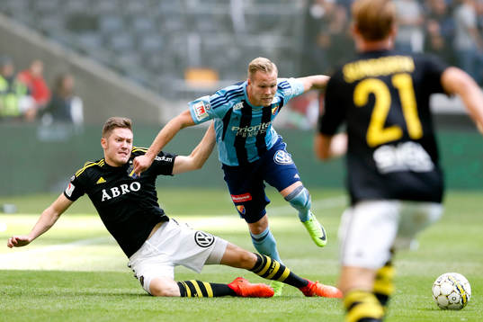 s Haukur Heidar Hauksson och Djurgårdens Gustav Engvall