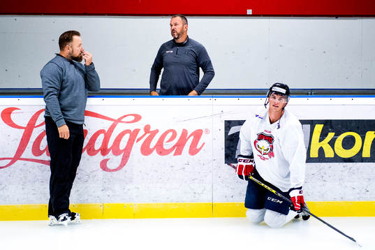 Jonas Morin, Washington Capitals André Burakovsky och