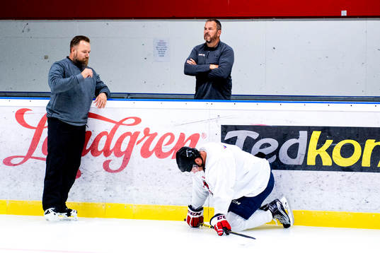 Jonas Morin, Washington Capitals André Burakovsky och