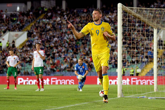 Sveriges Marcus Berg jublar efter 2-2