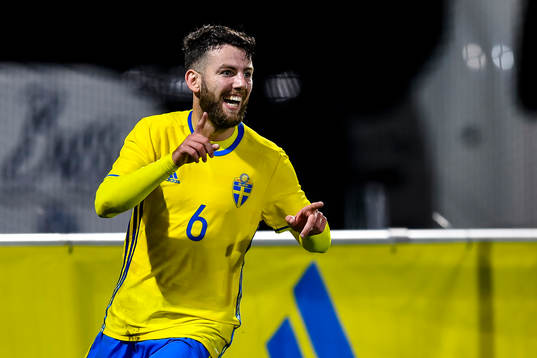 Sveriges Erdal Rakip jublar