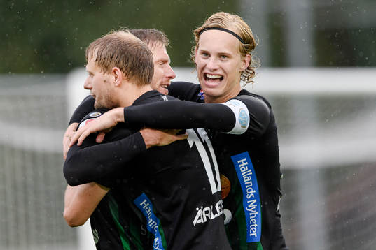 Varbergs Karl Söderström jublar