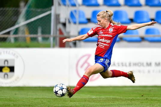 Vittsjös Linda Sällström skjuter