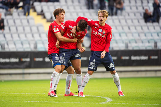 Örgrytes Daniel Paulson, William Atashkadeh och Andreas Östling jublar