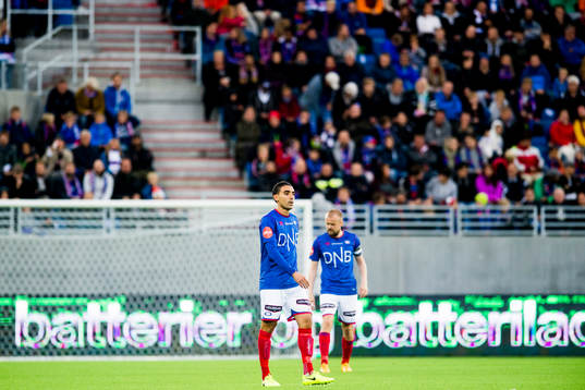 Mohammed Abdellaoue and Christian Grindheim of Vålerenga