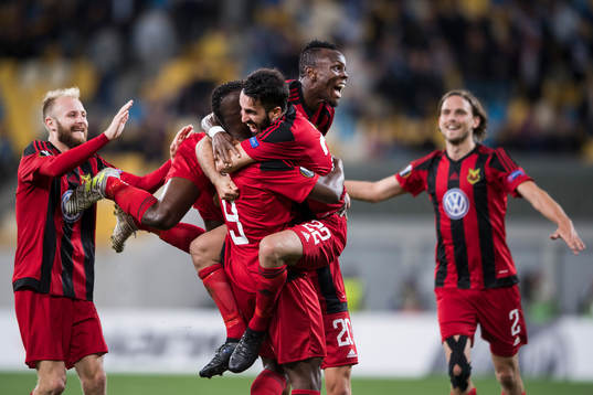Östersunds Curtis Edwards, Samuel Mensiro och Brwa Nouri