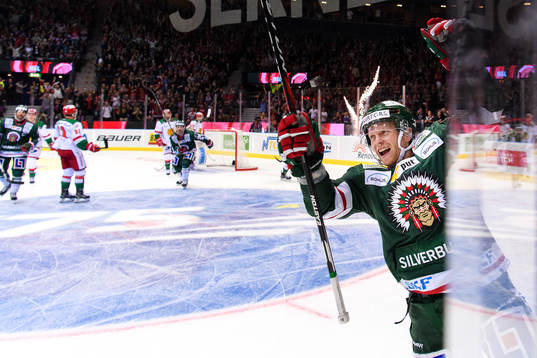 Frölundas Ryan Lasch jublar