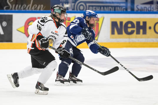 Göteborgs Jennifer Carlsson och Leksands Ida Nikula  i