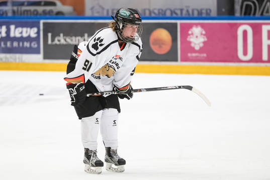 Göteborgs Tawnya Guindon  i ishockeymatchen i SDHL mellan