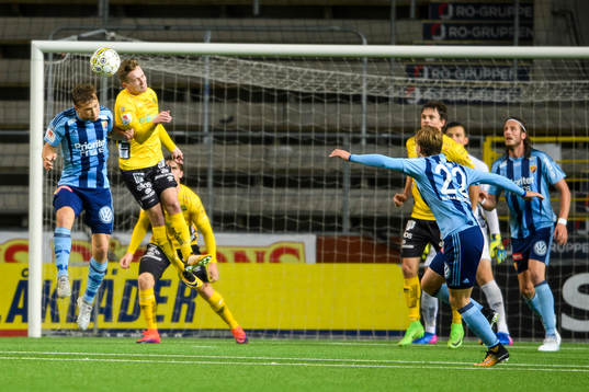 Djurgårdens Jesper Karlström och Elfsborgs Adam Lundqvist