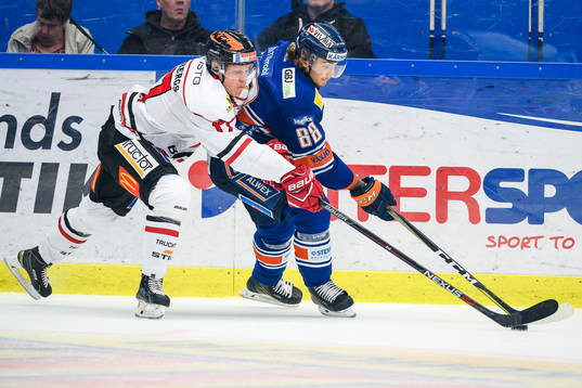 Örebros Daniel Viksten